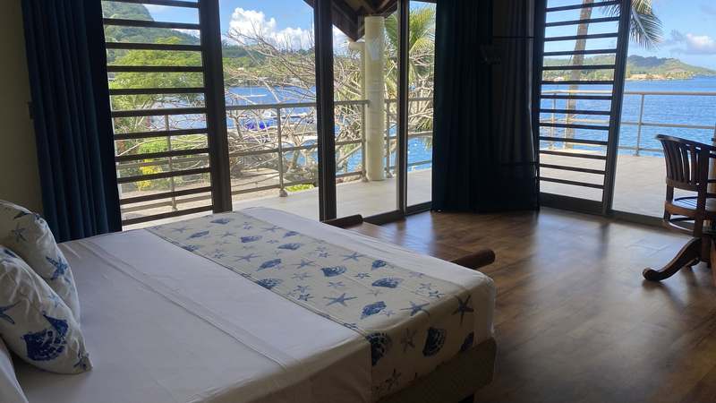 Chambre 2 — vue lagon
